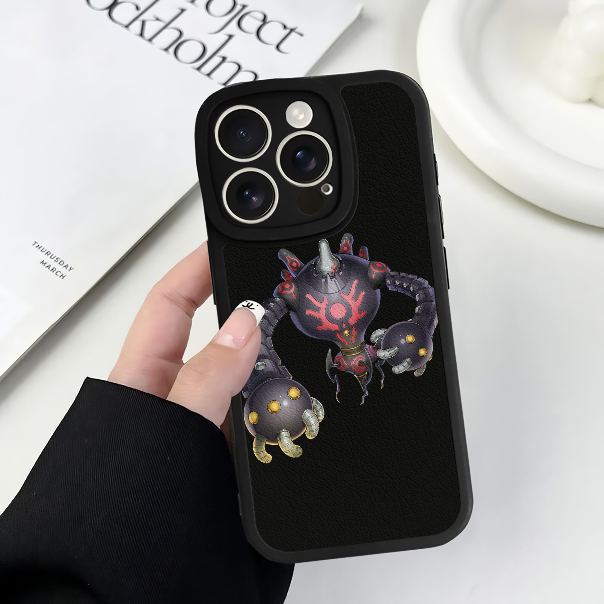 （画像用） 遊☆戯☆王 Yu-Gi-Oh! 【iPhone 16シリーズ対応】シリコンスマホケース（レザー調） 材質：シリコン